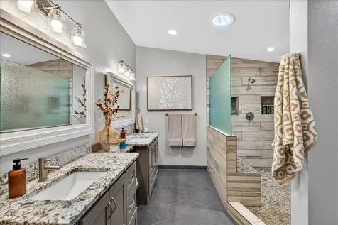 2050 Magnolia Avenue Medford OR 97501