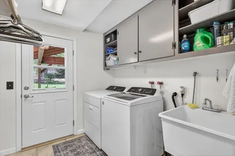2050 Magnolia Avenue Medford OR 97501