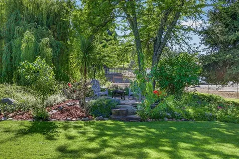 2050 Magnolia Avenue Medford OR 97501