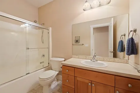 2221 NE Indigo Lane Bend OR 97701