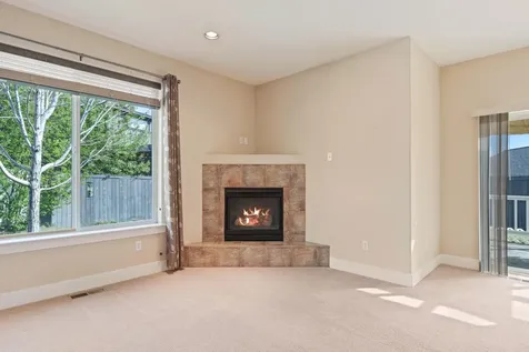 2221 NE Indigo Lane Bend OR 97701