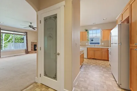 2221 NE Indigo Lane Bend OR 97701