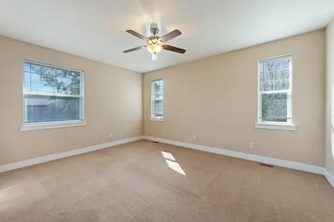 2221 NE Indigo Lane Bend OR 97701