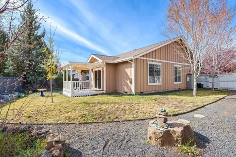 2221 NE Indigo Lane Bend OR 97701