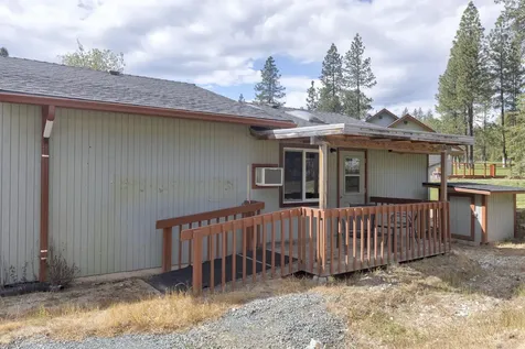 201 Hoffman Way Grants Pass OR 97526