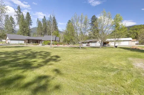 201 Hoffman Way Grants Pass OR 97526