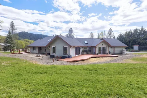 201 Hoffman Way Grants Pass OR 97526