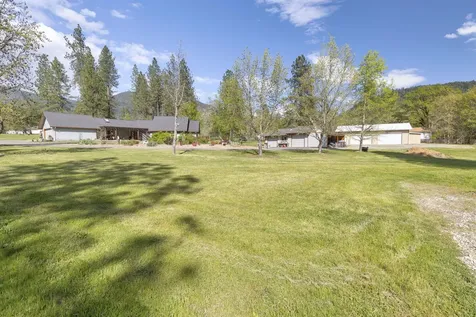 201 Hoffman Way Grants Pass OR 97526
