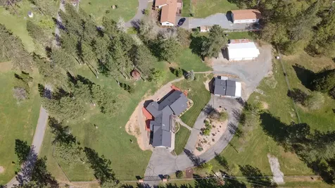201 Hoffman Way Grants Pass OR 97526