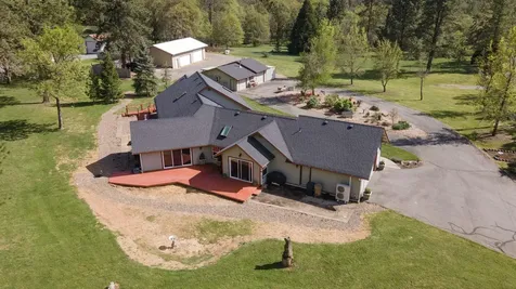 201 Hoffman Way Grants Pass OR 97526