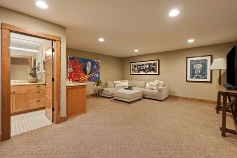 2322 NW High Lakes Loop Bend OR 97703