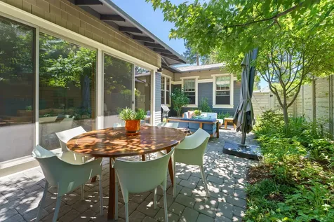 2322 NW High Lakes Loop Bend OR 97703