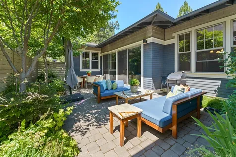 2322 NW High Lakes Loop Bend OR 97703