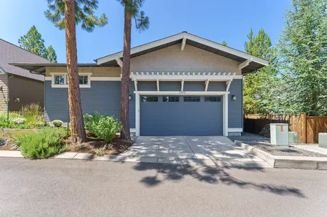 2322 NW High Lakes Loop Bend OR 97703