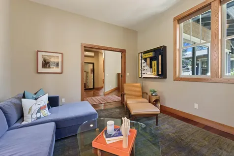 2322 NW High Lakes Loop Bend OR 97703