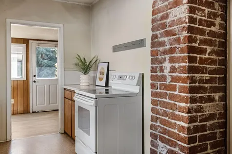 521 NW Georgia Avenue Bend OR 97703