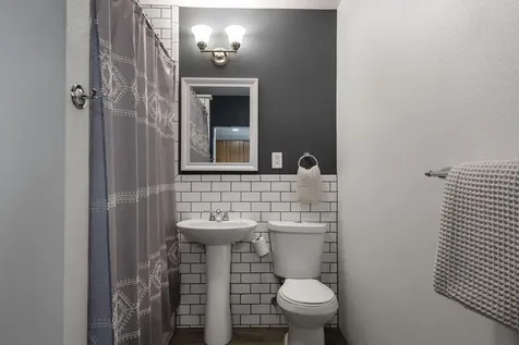 521 NW Georgia Avenue Bend OR 97703