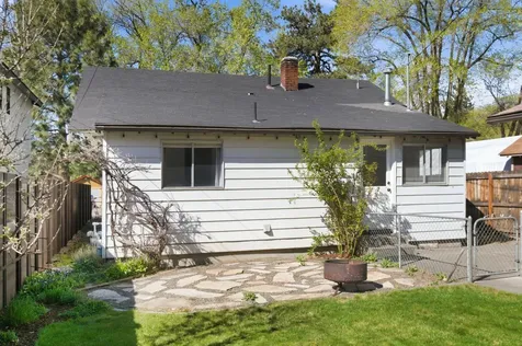 521 NW Georgia Avenue Bend OR 97703