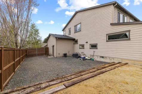 3621 Birddog Drive Klamath Falls OR 97603