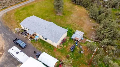 222 SE Steele Street Madras OR 97741