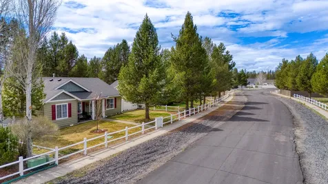 16693 Wyatt Drive La Pine OR 97739