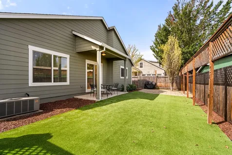 1350 Swayze Lane Medford OR 97501