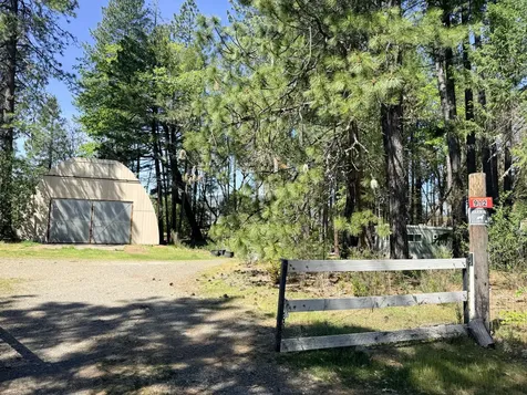 912 N Old Stage Road Cave Junction OR 97523
