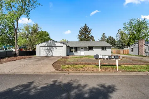 2711 Elliott Avenue Medford OR 97501