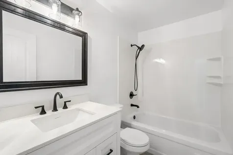 2711 Elliott Avenue Medford OR 97501