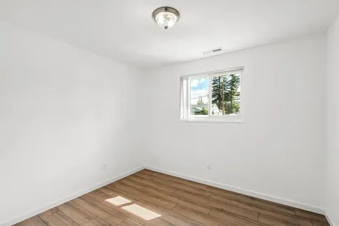 2711 Elliott Avenue Medford OR 97501