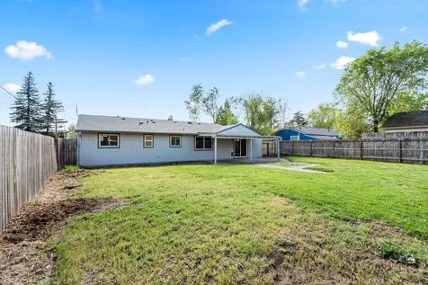 2711 Elliott Avenue Medford OR 97501