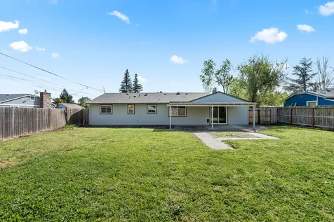 2711 Elliott Avenue Medford OR 97501