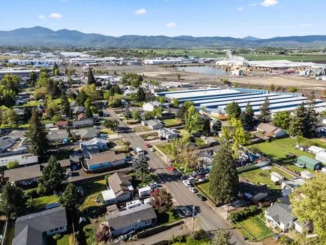 2711 Elliott Avenue Medford OR 97501