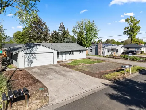 2711 Elliott Avenue Medford OR 97501