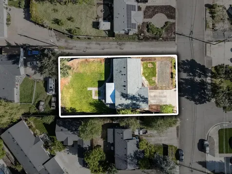 2711 Elliott Avenue Medford OR 97501