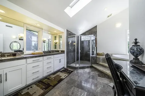 65 High Oak Drive Medford OR 97504