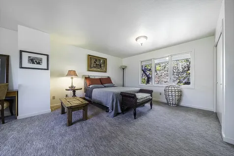 65 High Oak Drive Medford OR 97504