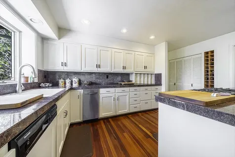 65 High Oak Drive Medford OR 97504