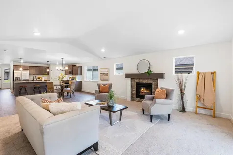 406 NW Monte Vista Avenue Madras OR 97741