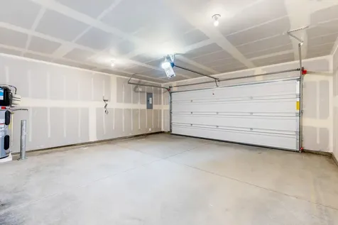 406 NW Monte Vista Avenue Madras OR 97741