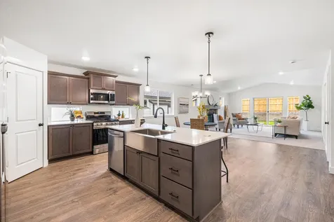 406 NW Monte Vista Avenue Madras OR 97741