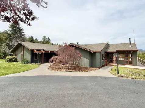 1662 Cove Point Road Klamath Falls OR 97601