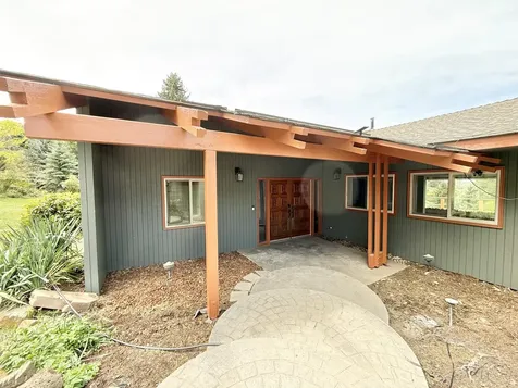 1662 Cove Point Road Klamath Falls OR 97601