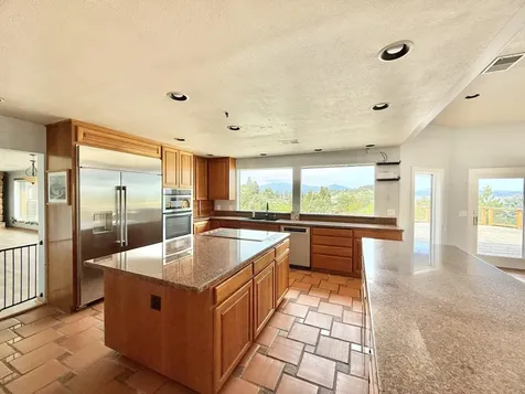 1662 Cove Point Road Klamath Falls OR 97601