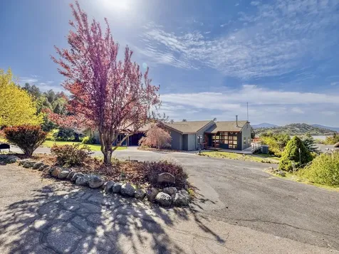 1662 Cove Point Road Klamath Falls OR 97601