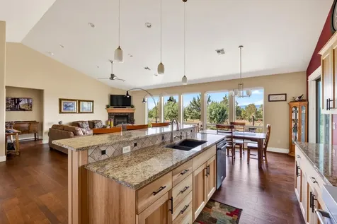 11360 SW Peninsula Drive Terrebonne OR 97760