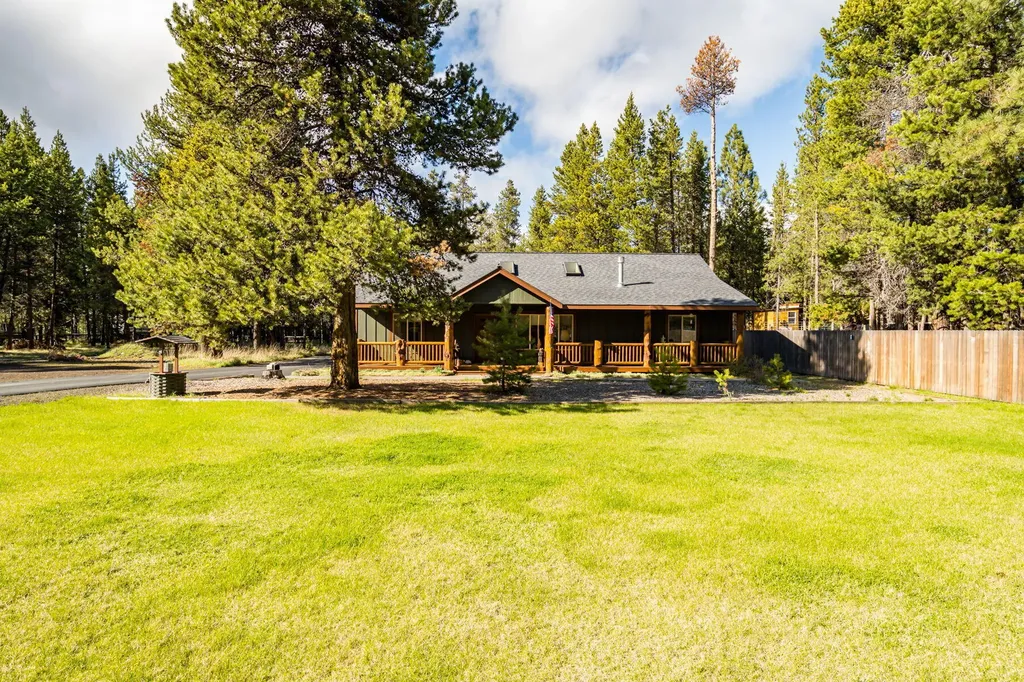 17048 Norwalk Road Bend OR 97707