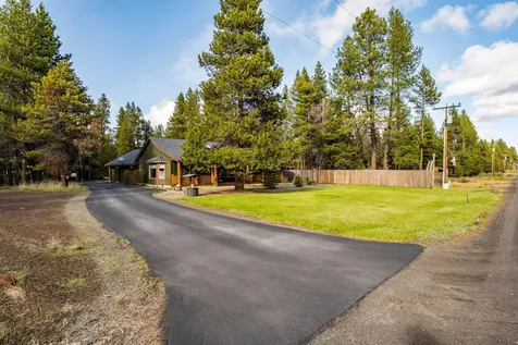 17048 Norwalk Road Bend OR 97707