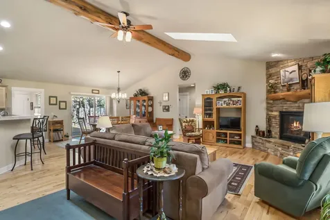 17048 Norwalk Road Bend OR 97707