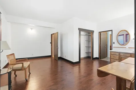 827 Summit Loop Grants Pass OR 97527